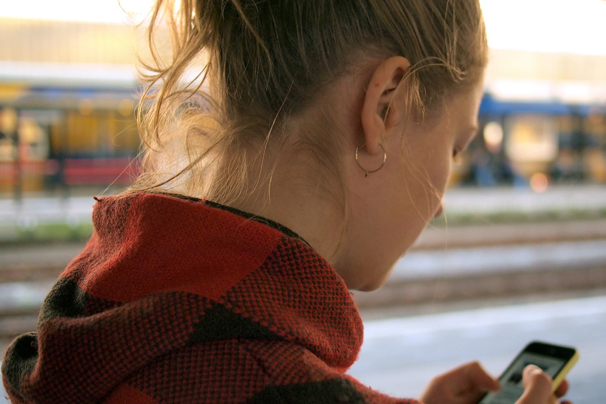 Skjermavhengig? Her er seks måter meditasjonen kan hjelpe