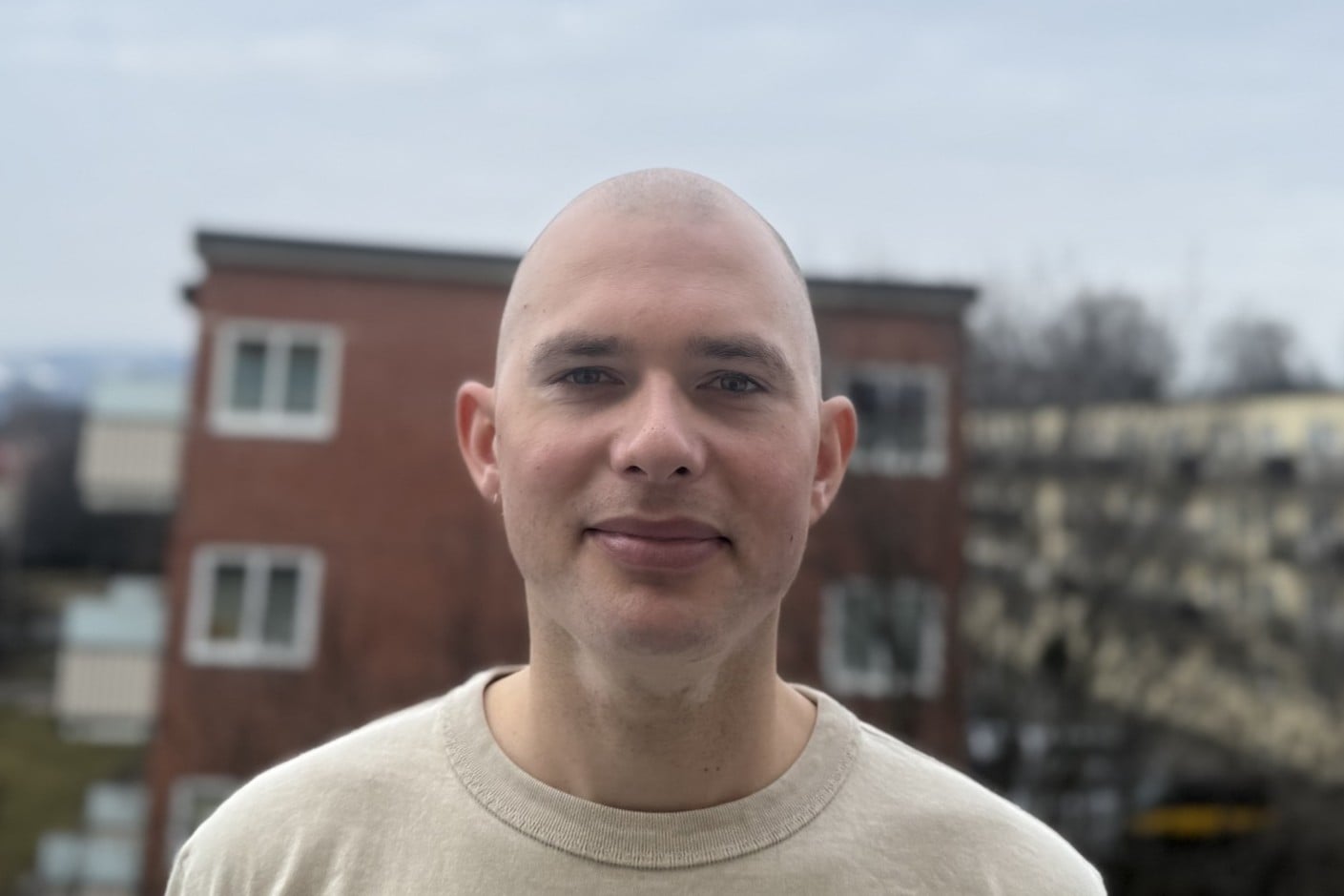 Studerer digital innovasjon: – Apper kan aldri erstatte menneskelig felleskap rundt meditasjon