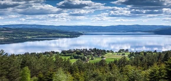 Norsk ukesretrett og drop-in Norsk ukesretrett og drop-in