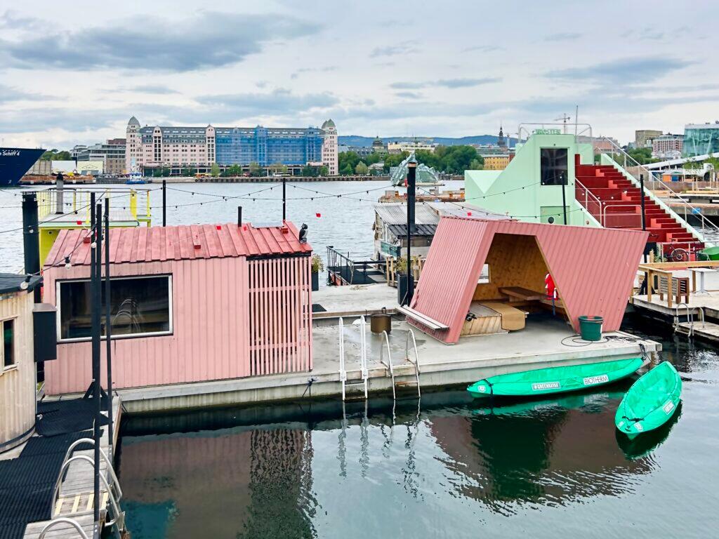 Sauna with Acem Ung UiO/ Acem Ung